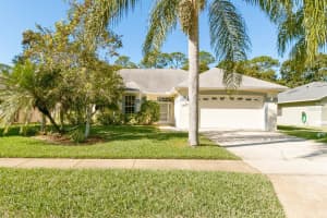 1830 Barrington Cir, Rockledge, FL 32955, Sold 12/22/21