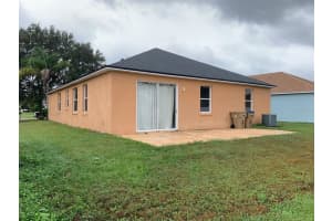 2723 Eagle Glen Cir, Kissimmee, FL 34746, Sold 01/14/22