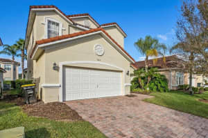 937 Tuscan Hills Blvd, Davenport, FL 33897, Sold 01/21/22