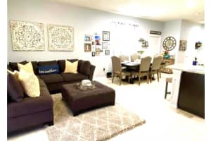 4823 White Sanderling Ct, Tampa, FL 33619, Sold 01/21/22
