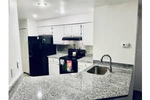 4927 Walden Cir, Orlando, FL 32811, Sold 02/10/22