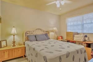 12 Villa Villar Ct, DeLand, FL 32724, Sold 04/14/22
