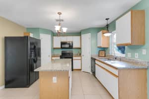 1152 Amanda Kay Cir, Sanford, FL 32771, Sold 01/06/22