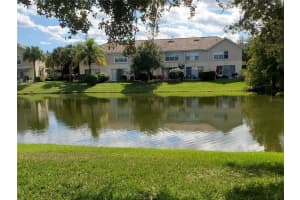 1094 Pinewood Lake Ct, Greenacres, FL 33415, Sold 01/07/22