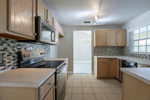 504 Pine Lake View Dr, Davenport, FL 33837, Sold 02/16/22