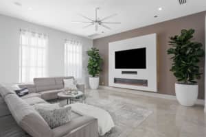 9743 Covent Garden Dr, Orlando, FL 32827, Sold 03/21/22