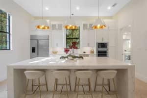 9743 Covent Garden Dr, Orlando, FL 32827, Sold 03/21/22