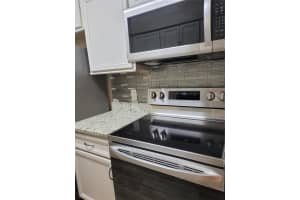 305 Wymore Rd, Altamonte Springs, FL 32714, Sold 02/16/22