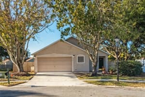 4312 Pebblestone Ct, Orlando, FL 32826, Sold 01/31/22