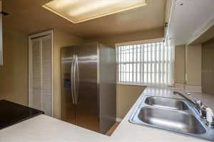 332 Caribbean Dr, Davenport, FL 33897, Sold 01/03/22