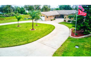 6790 Bay Shore Dr, St Cloud, FL 34771, Sold 02/25/22