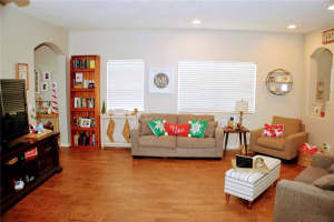 3408 Gerber Daisy Ln, Oviedo, FL 32766, Sold 03/28/22