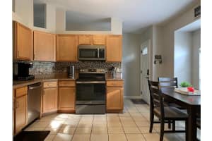 11318 Cypress Leaf Dr, Orlando, FL 32825, Sold 02/28/22