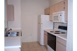 5455 Vineland Rd, Orlando, FL 32811, Sold 01/21/22
