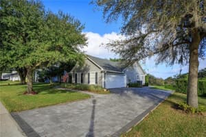 442 Valley View Dr, Winter Garden, FL 34787, Sold 01/31/22