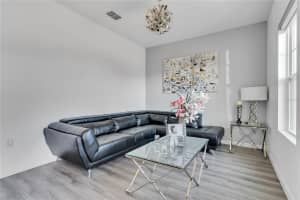 246 Hidden Lk Lp, Haines City, FL 33844, Sold 01/18/22