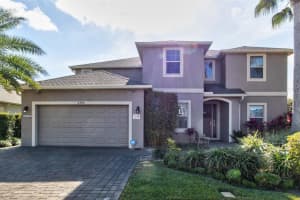 6986 Phillips Reserve Ct, Orlando, FL 32819, Sold 05/24/22