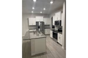 431 Halter Dr, Apopka, FL 32712, Sold 01/31/22