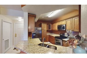 5554 Metrowest Blvd, Orlando, FL 32811, Sold 01/11/22
