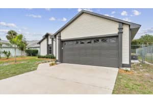 228 Bristol Cir, Sanford, FL 32773, Sold 02/03/22