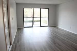 1021 Pine Ridge Cir, Sanford, FL 32773, Sold 02/07/22