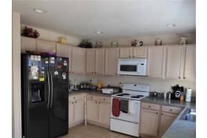 513 Robin Rd, Davenport, FL 33896, Sold 02/01/22