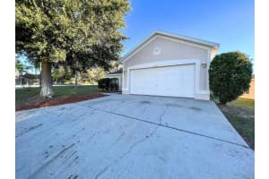765 China Berry Cir, Davenport, FL 33837, Sold 01/31/22