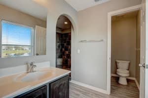 2401 Andrews Valley Dr, Kissimmee, FL 34758, Sold 04/26/22