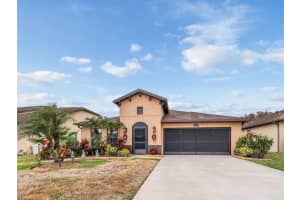 2721 Eagle Cliff Dr, Kissimmee, FL 34746, Sold 01/28/22