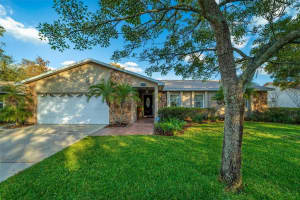 1360 Gladiolas Dr, Winter Park, FL 32792, Sold 03/03/22