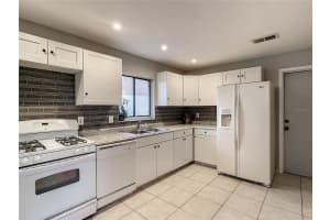 5535 Sacramento Ct W, Orlando, FL 32821, Sold 02/23/22