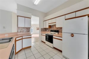 2567 Chatham Cir, Kissimmee, FL 34746, Sold 02/07/22
