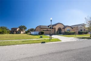 909 La Terraza Lane, Kissimmee, FL 34744, Sold 02/08/22