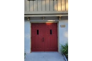 200 Maitland Ave, Altamonte Springs, FL 32701, Sold 02/07/22