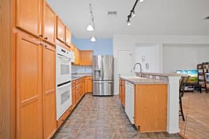 258 Aster Dr, Davenport, FL 33897, Sold 02/16/22