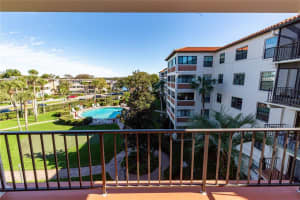 100 S Interlachen Ave, Winter Park, FL 32789, Sold 02/11/22
