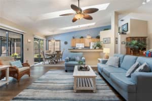 207 Jemond Ct, Orlando, FL 32835, Sold 01/26/22