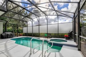 368 Dolcetto Dr, Davenport, FL 33897, Sold 02/15/22