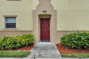 2867 Club Cortile Cir, Kissimmee, FL 34746, Sold 02/28/22