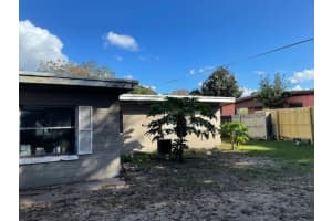 1324 Maverick Dr, Apopka, FL 32703, Sold 02/01/22