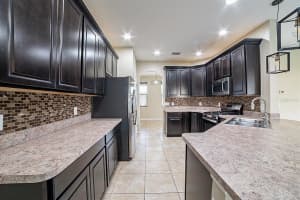 949 Hilltop Park Ct, Apopka, FL 32703, Sold 05/04/22