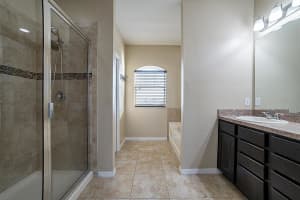 949 Hilltop Park Ct, Apopka, FL 32703, Sold 05/04/22