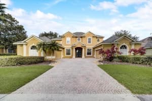 8243 Lynch Dr, Orlando, FL 32835, Sold 01/27/22