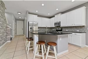 7421 Leighside Dr, Windermere, FL 34786, Sold 01/28/22