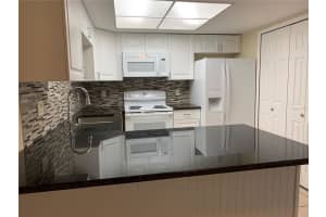 25 Windtree Ln, Winter Garden, FL 34787, Sold 02/09/22