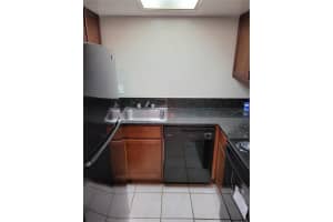 950 Lake Destiny Rd, Altamonte Springs, FL 32714, Sold 03/15/22