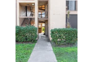 2201 Cascades Blvd, Kissimmee, FL 34741, Sold 01/26/22