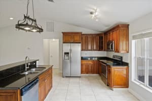 166 Timberpark Dr, Davenport, FL 33837, Sold 03/01/22