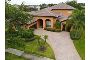 7535 Pointe Venezia Dr, Orlando, FL 32836, Sold 02/11/22