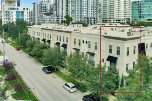 671 E Jackson St, Orlando, FL 32801, Sold 05/13/22